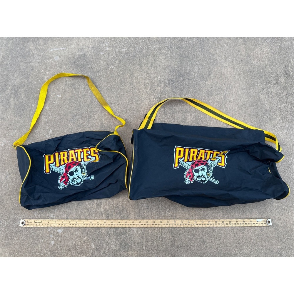Vintage MLB Pittsburgh Pirates Duffel Gym Bag Old Logo 1990s‎ SGA Stadium Issue